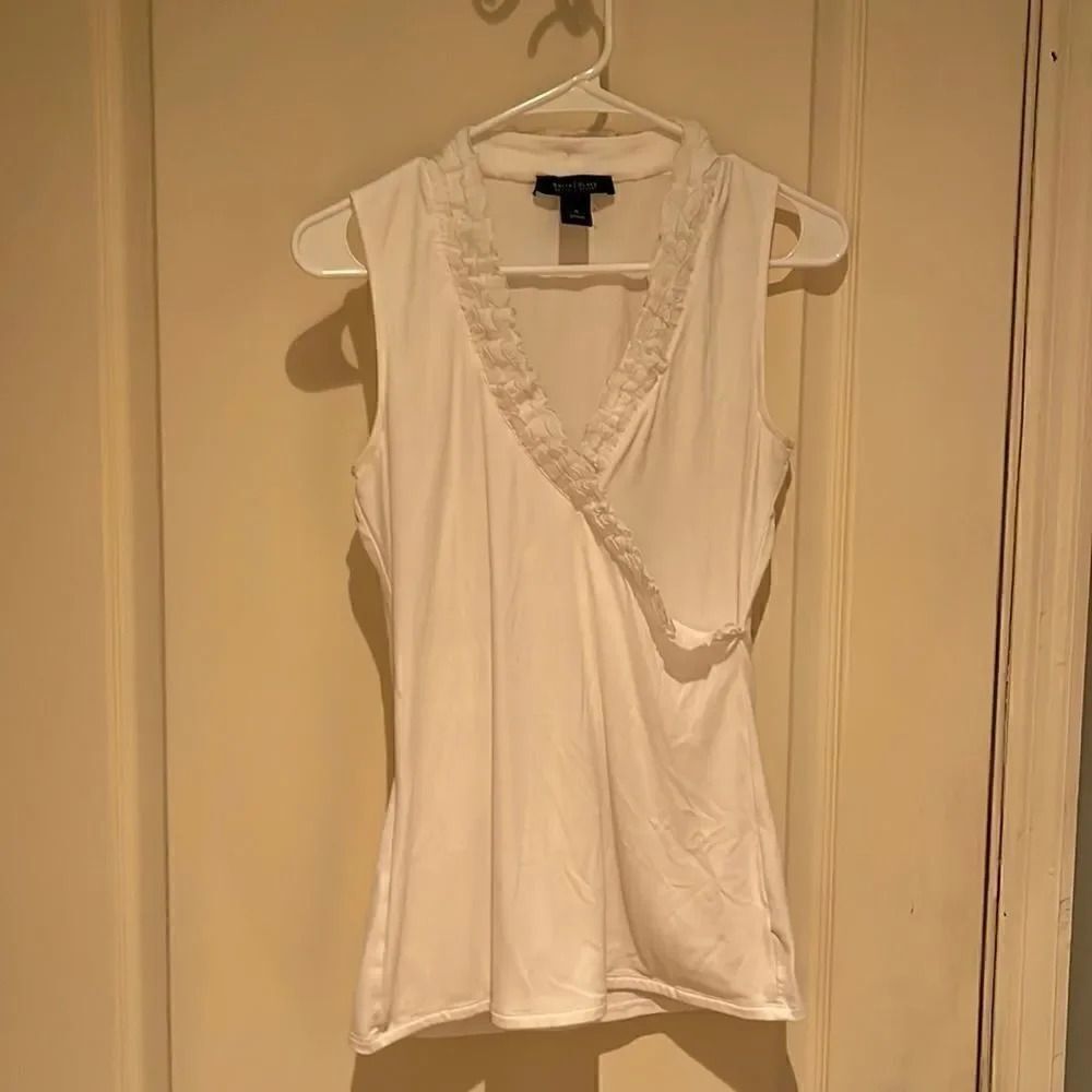 White House black market cross cross tank shirt  Size S
